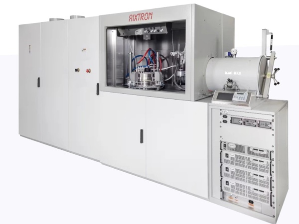 An Aixtron CCS2D MOCVD instrument